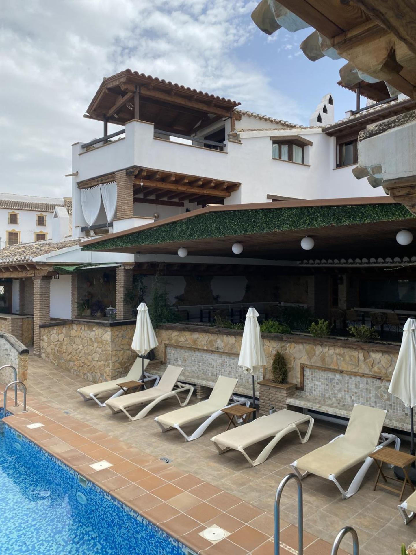 Alhanda Apartahotel Benamaurel エクステリア 写真