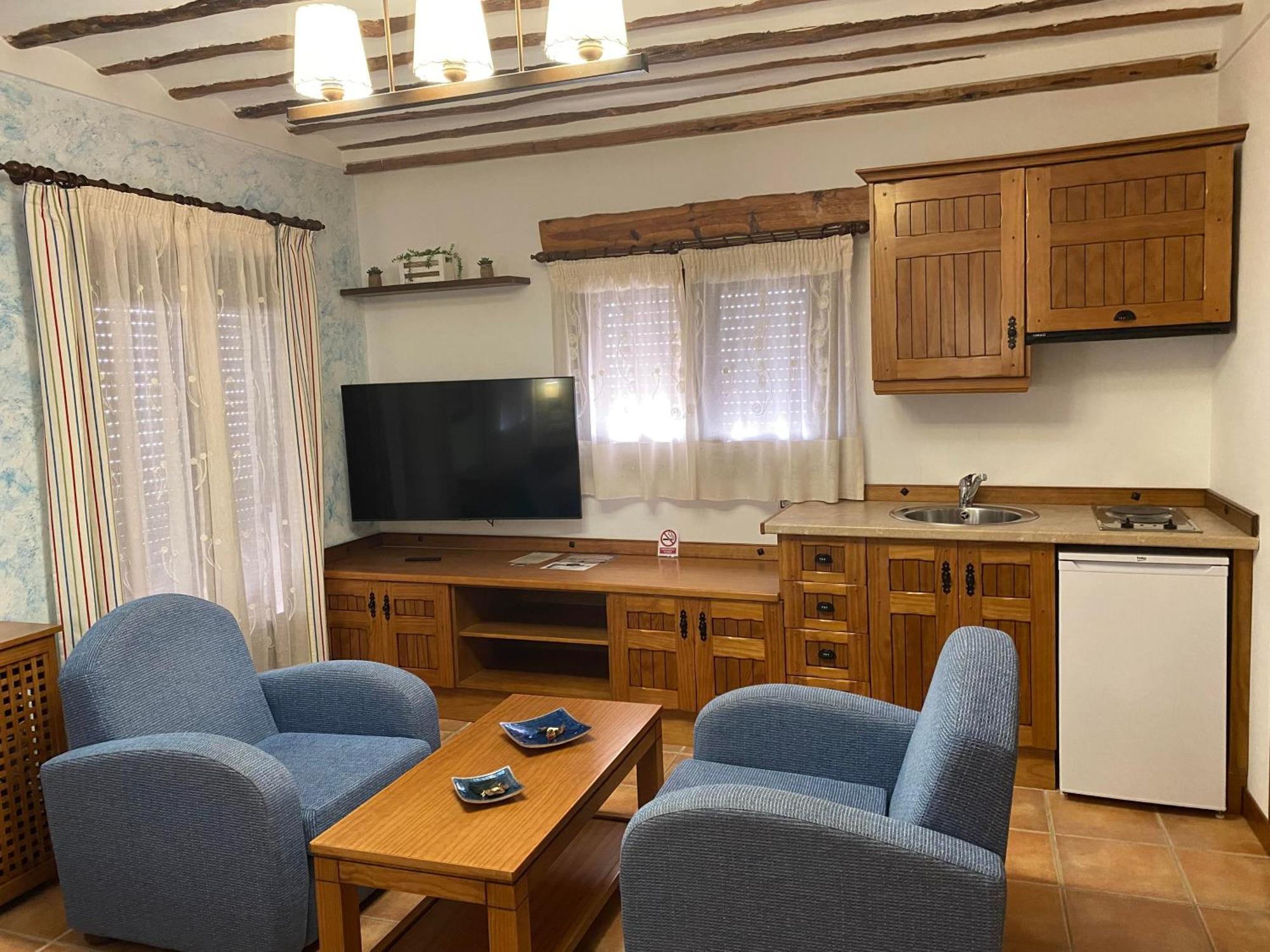 Alhanda Apartahotel Benamaurel エクステリア 写真